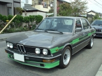 アルピナB7ターボ (BMW E12 TYPE)