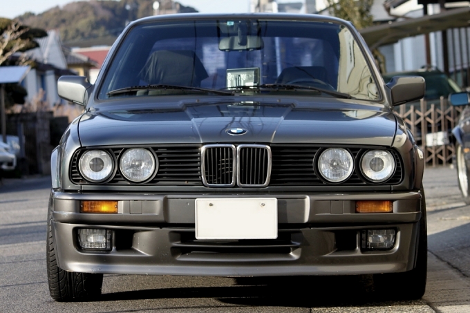 BMW E30 320i Mテク