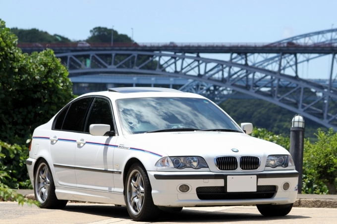 '00 BMW 325i Mスポーツ (BMW E46)