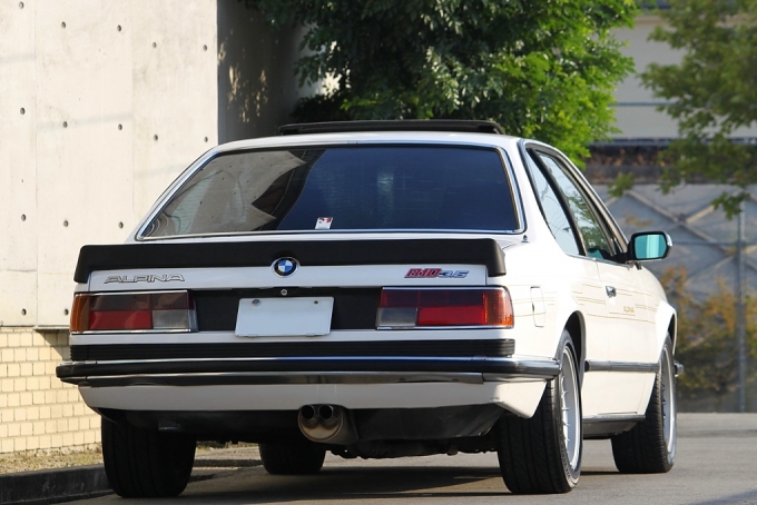 '86 BMWアルピナB10-3.5 クーペ (BMW E24)