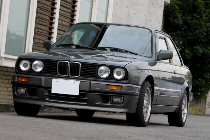 '91 BMW320i Mテクニック (BMW E30モデル)