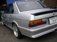 BMW M5 (E28 TYPE) 