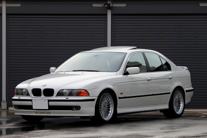 BMWアルピナ B10 3.2 (BMW E39)