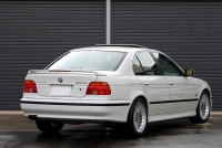 BMWアルピナ B10 3.2 (BMW E39)