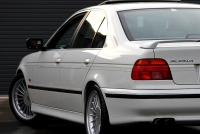 BMWアルピナ B10 3.2 (BMW E39)