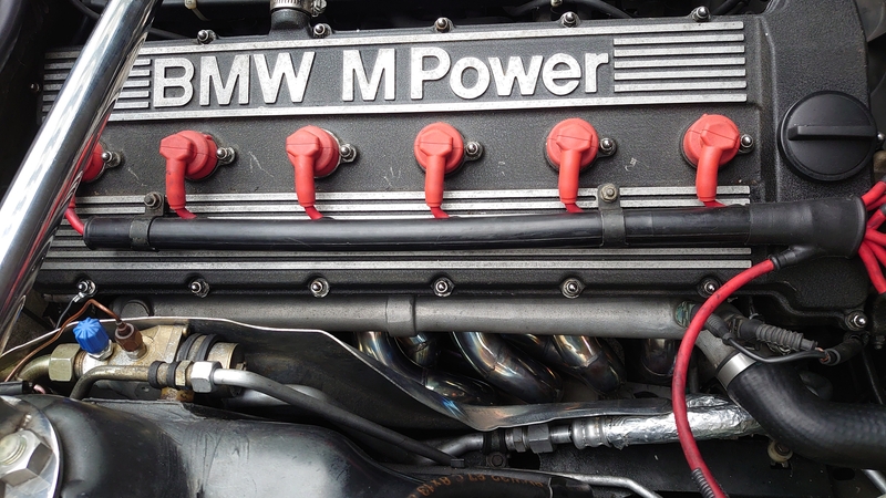 88 BMW M6 (E24) ステンレスタコ足＆マフラー製作 | ブログ | Highway 