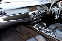 BMW 523i  Mスポーツ (F10)  