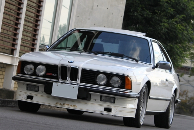 '86 BMWアルピナB10-3.5 クーペ (BMW E24)