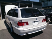 BMW 530i ツーリング (E39)
